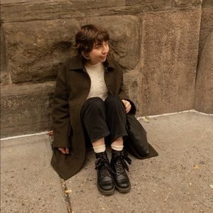 Meet your Posher, Dakota